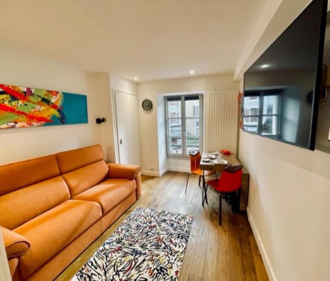 Ben Nevis Charming Studio In The Heart Of The Lively Life Of The Pre Carre Apartment Annecy Luaran gambar